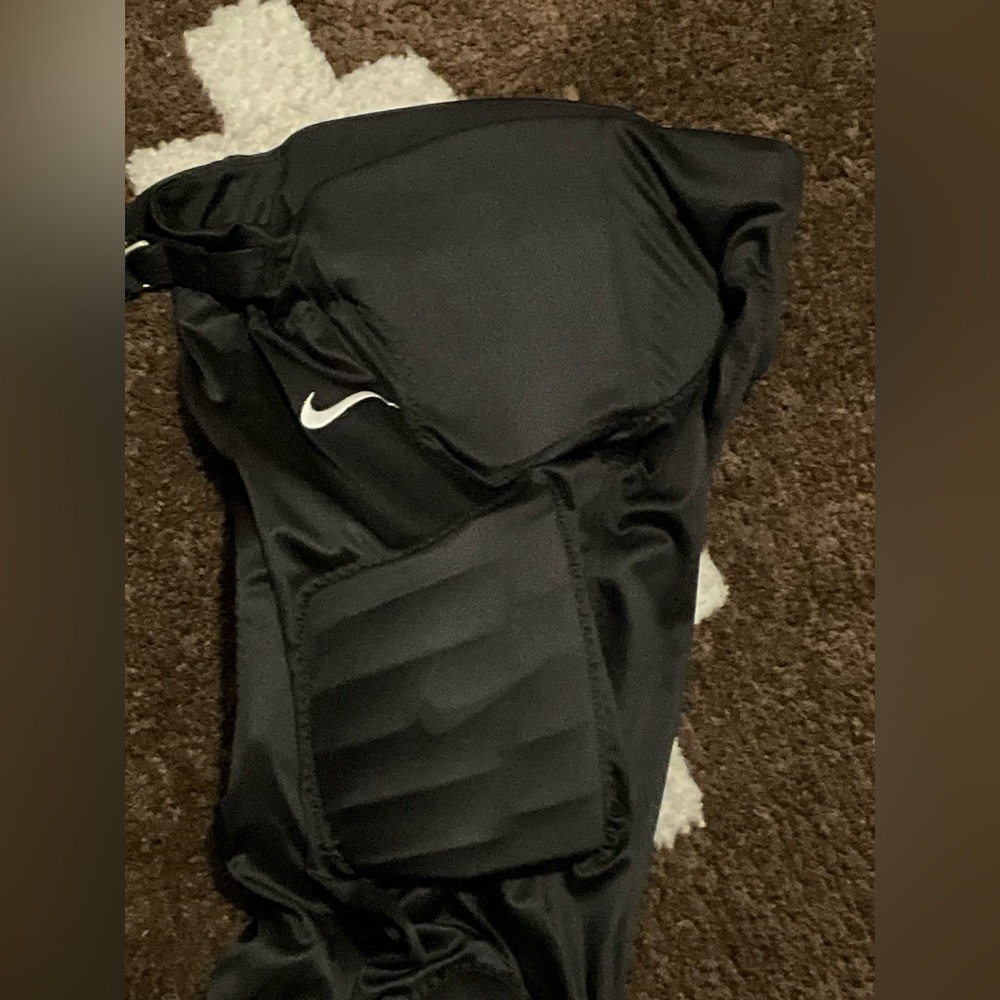 Nike youth Black Sports Bottoms - Picture 11 of 16